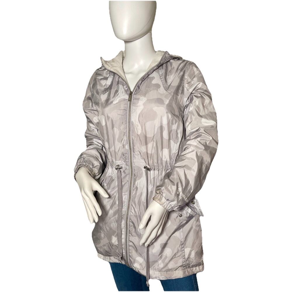 Free Country Women’s Windshear Windbreaker Lined Hooded Zipper Front Camo Gray S
